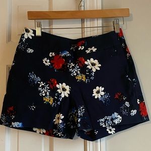 Banana republic floral shorts size 0 NWT